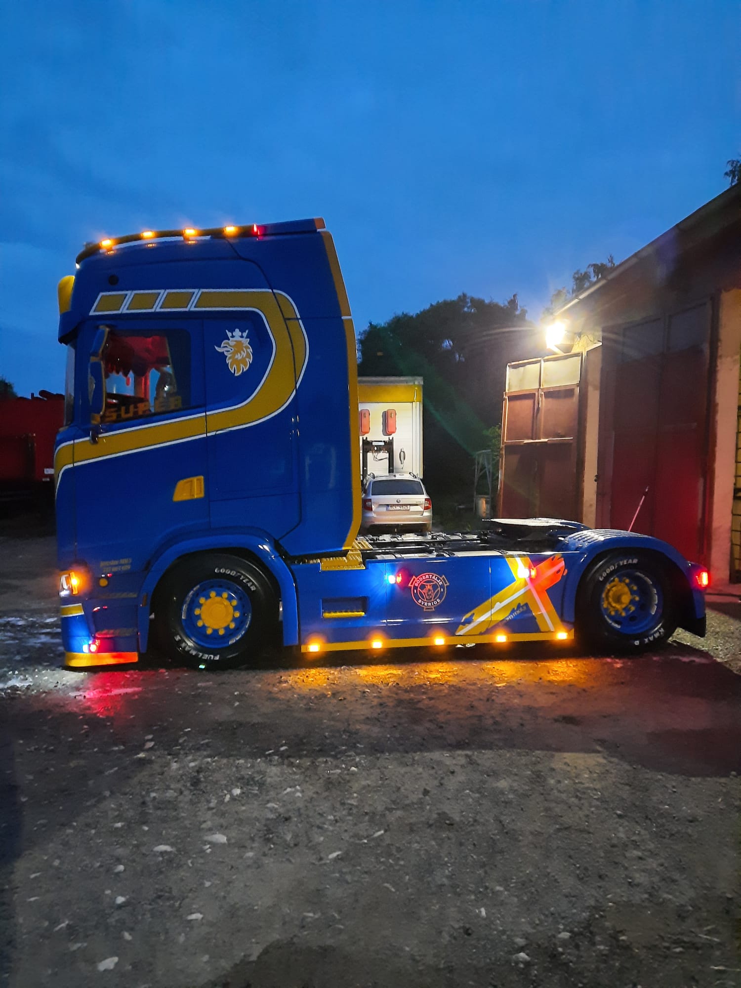 Scania NEW GEN Lišty pod mezinápravové spoilery  